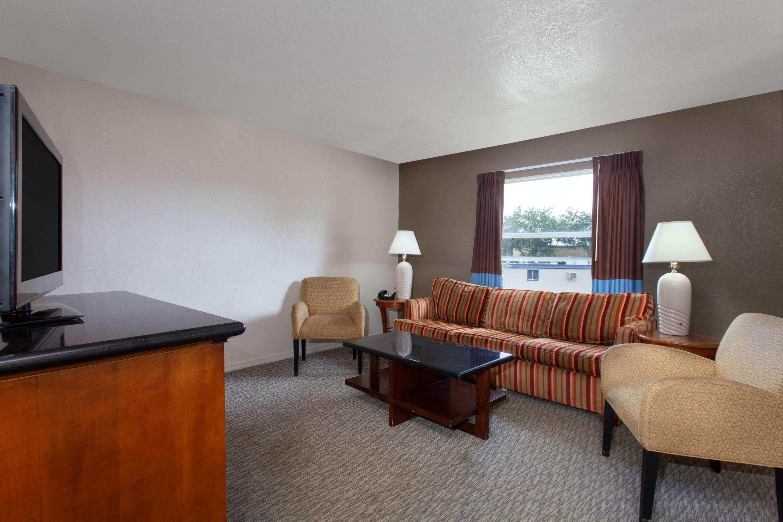 Motel Super 8 By Wyndham Kissimmee Exterior foto