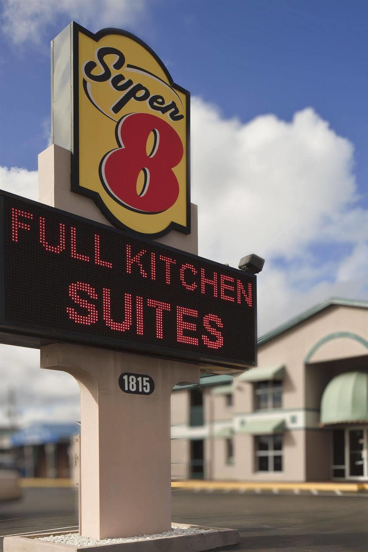 Motel Super 8 By Wyndham Kissimmee Exterior foto